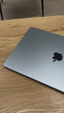 Apple Macbook Air M3 8-Core CPU & 10-Core GPU 15 inch (2024) (ReNewNGo)